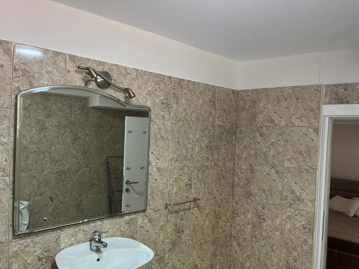 Appartement Legatum I - Bay Sight à Kotor Extérieur photo